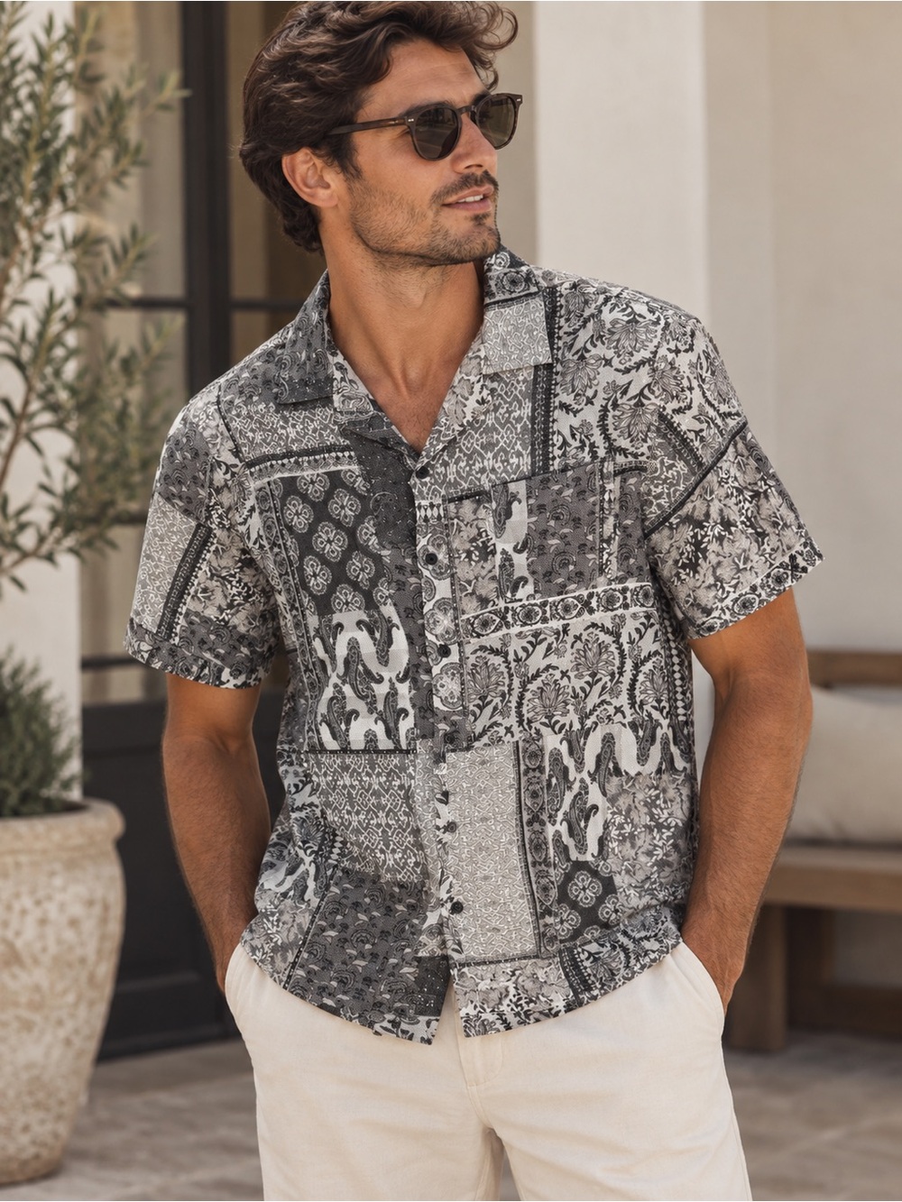RSQ Men’s Medium Black White Patchwork Paisley Short Sleeve Button Up Shirt